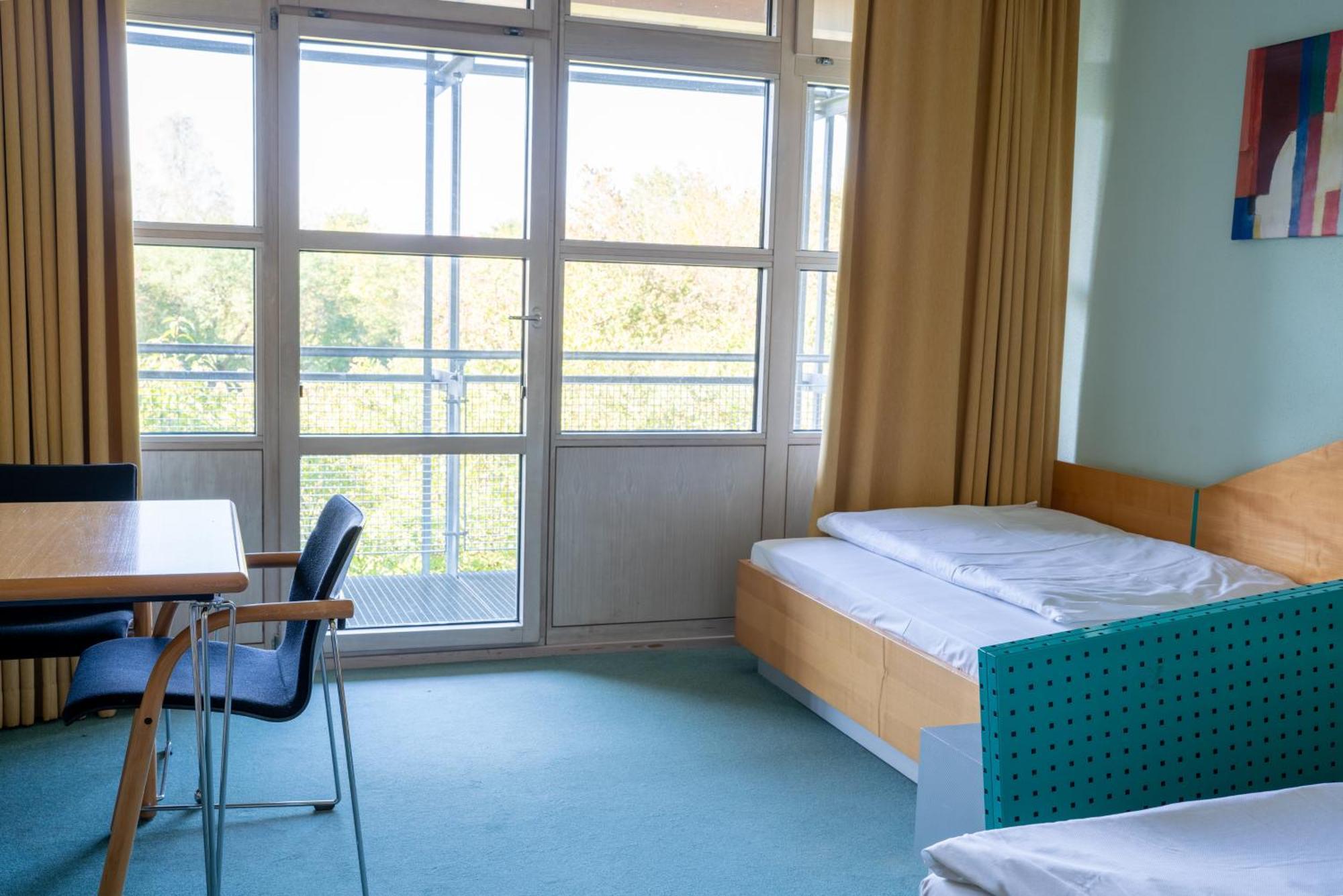Sportschule Oberhaching Hotel Bagian luar foto