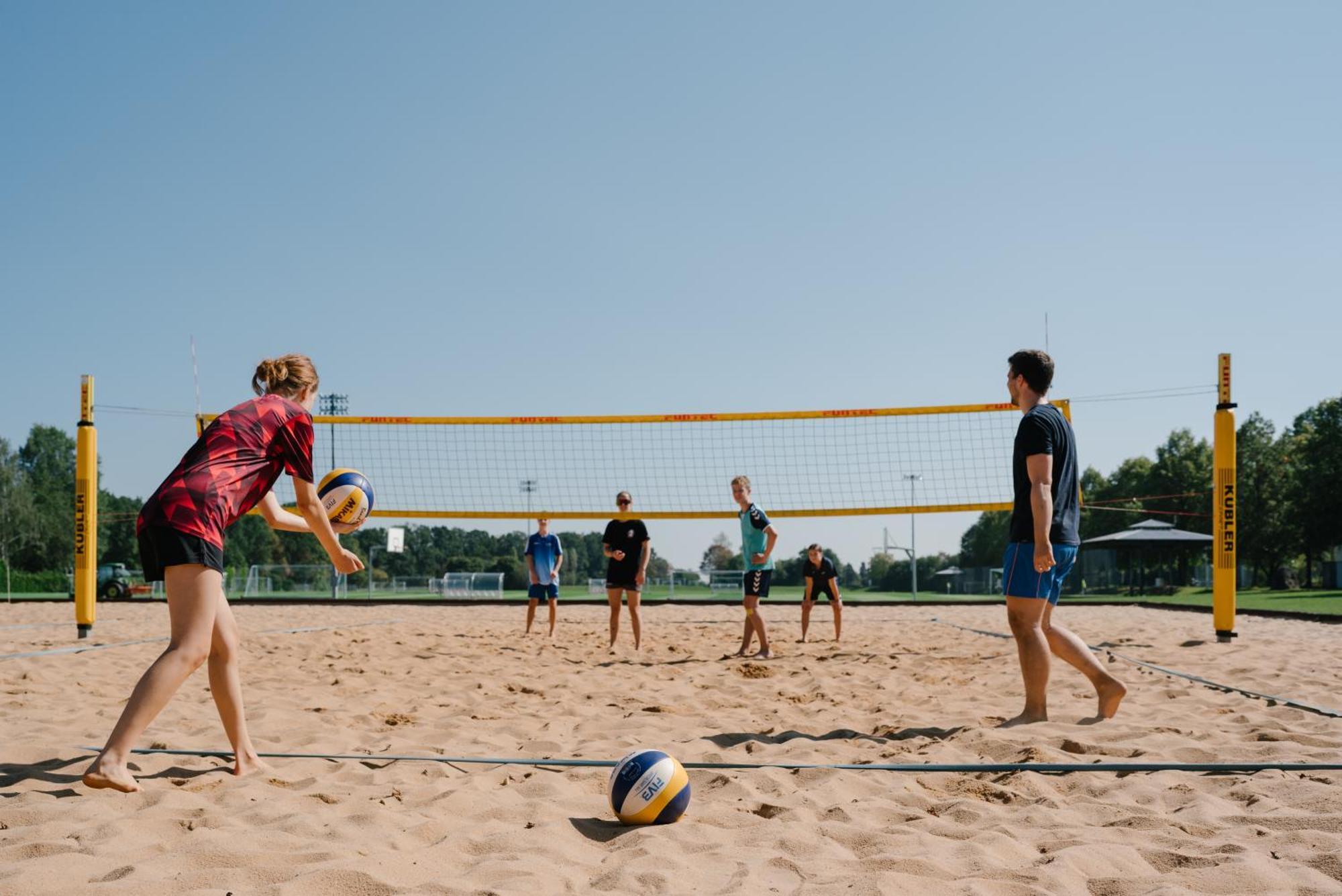 Sportschule Oberhaching Hotel Bagian luar foto