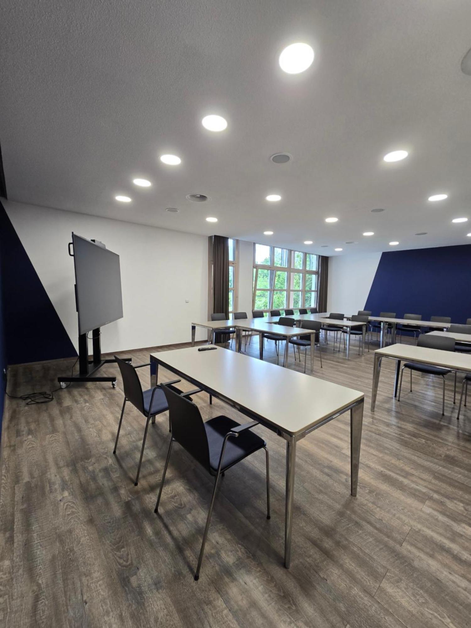 Sportschule Oberhaching Hotel Bagian luar foto