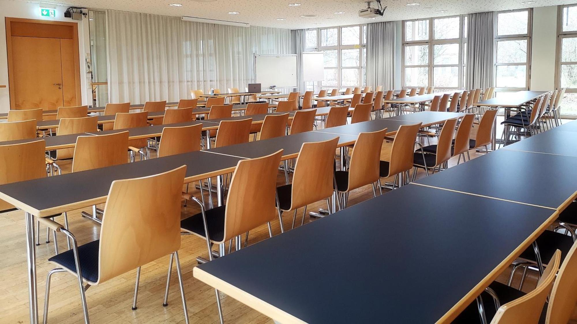 Sportschule Oberhaching Hotel Bagian luar foto
